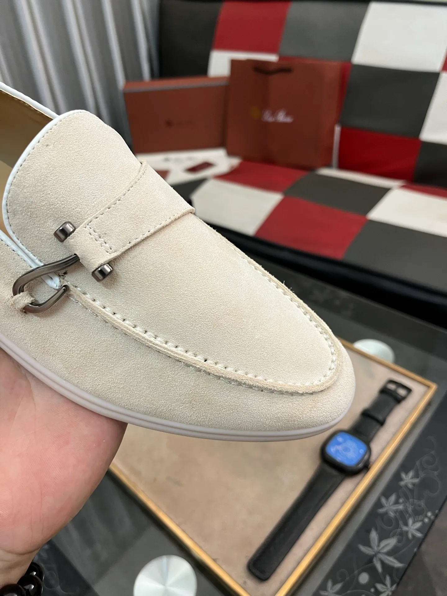 Men's Men's Shoes💰420⌚️⌚️【Loro Piana】LP couple's casual sneakers. Simple and fashionable, the upper is made of cow suede and leather. Sheepskin feet. Custom rubber sole. Size: Female 35-42 (35, 41, 42, 43 customized are non-refundable) Male 38-46 (45, 46 customized)